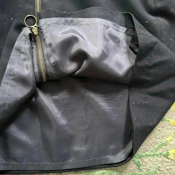 J McLaughlin, front zipper retro black mini pencil skirt 10 - Picture 6 of 6